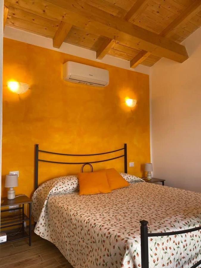 Il Melarancio Bed & Breakfast Pescia Romana Bagian luar foto