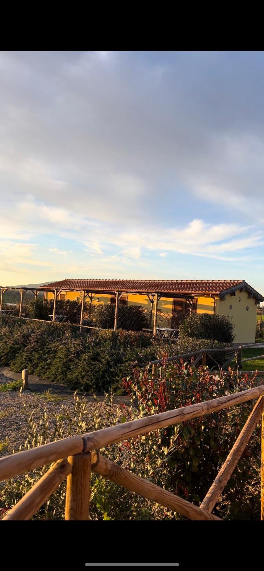 Il Melarancio Bed & Breakfast Pescia Romana Bagian luar foto