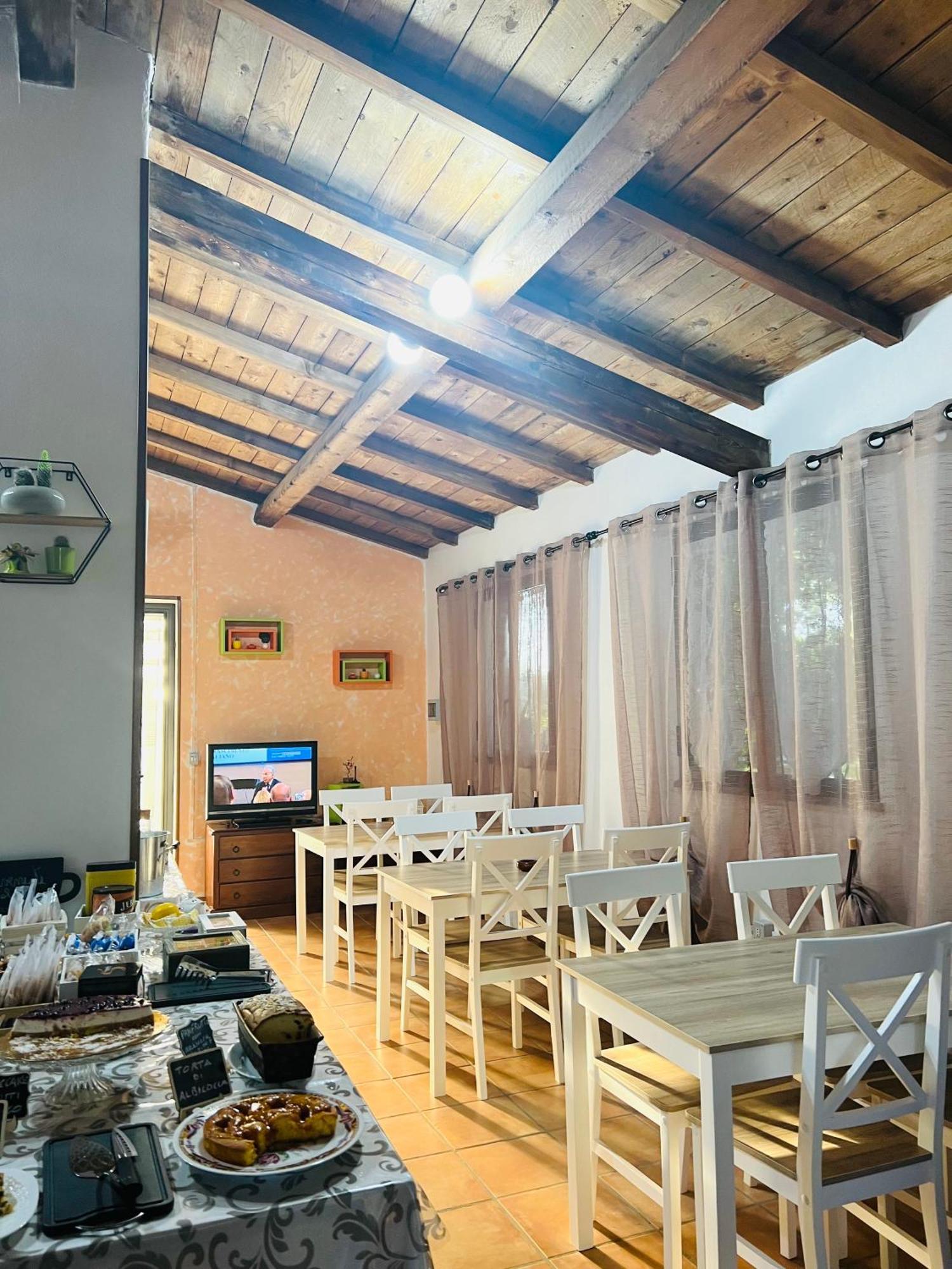 Il Melarancio Bed & Breakfast Pescia Romana Bagian luar foto